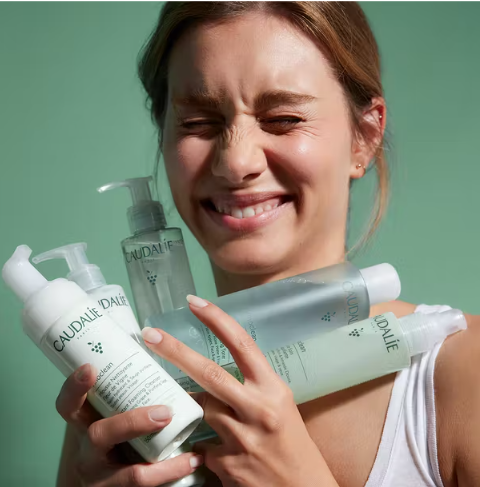 Φωτογραφία προϊόντος: Caudalie Vinoclean Micellar Cleansing Water Νερό Micellar για Καθαρισμό + Ντεμακιγιάζ 400 ml