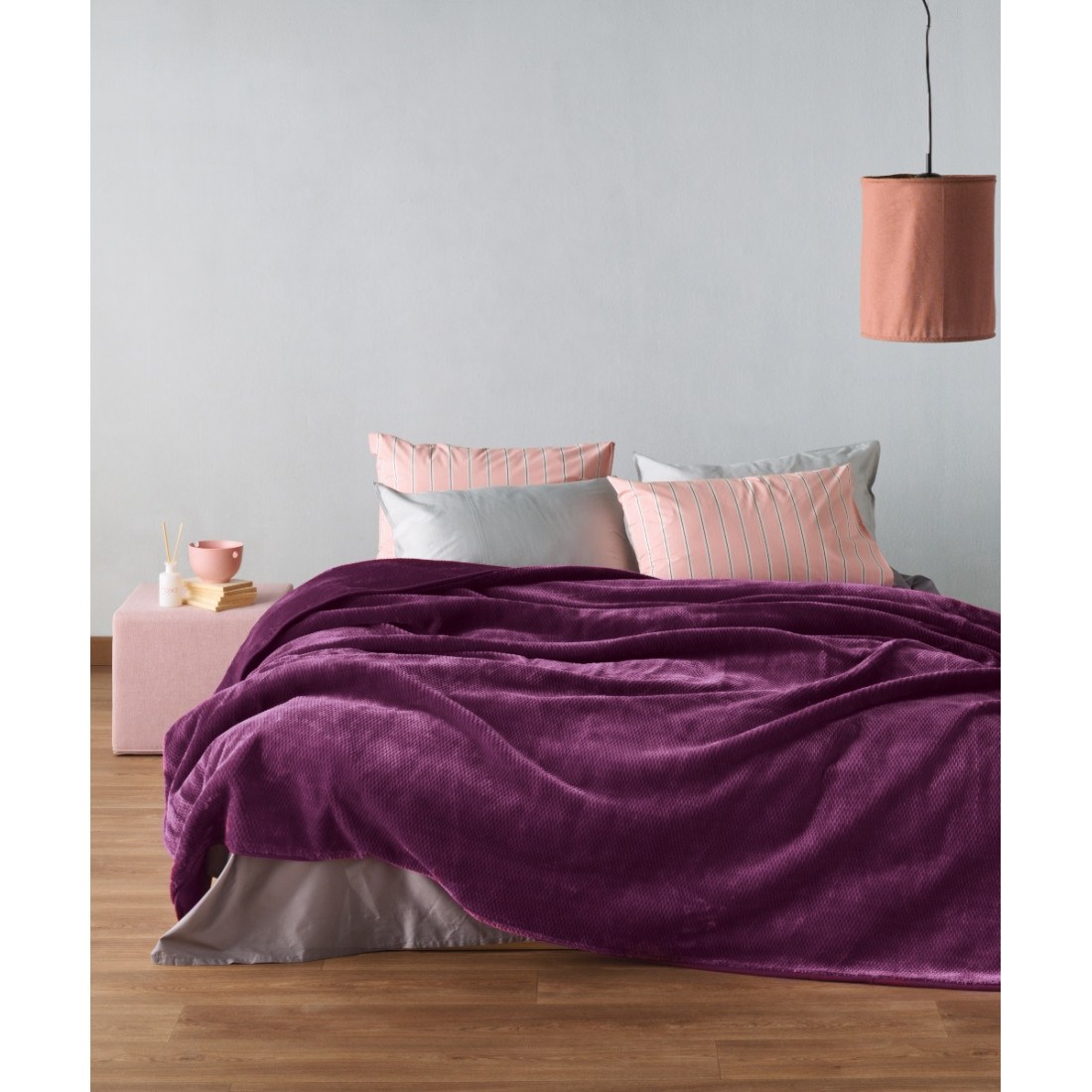 Φωτογραφία προϊόντος: KENTIA HOME BELLA 05 ΚΟΥΒΕΡΤΑ ΒΕΛΟΥΤΕ ΥΠΕΡΔΙΠΛΗ 220X240 220Χ240