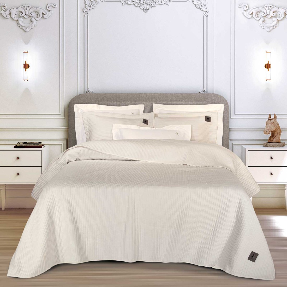 Φωτογραφία προϊόντος: G.P.C. POLO ΚΟΥΒΕΡΛΙ MICRO-SATIN KING SIZE 240x250 ESSENTIAL 4453 WHITE