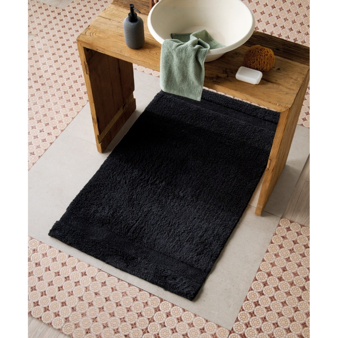 Φωτογραφία προϊόντος: KENTIA HOME PIERCE 30 ΠΑΤΑΚΙ ΜΠΑΝΙΟΥ 70x110 BLACK