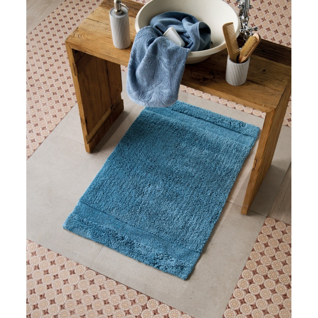 Φωτογραφία προϊόντος: KENTIA HOME PIERCE 19 ΠΑΤΑΚΙ ΜΠΑΝΙΟΥ 50x60 ARMY BLUE