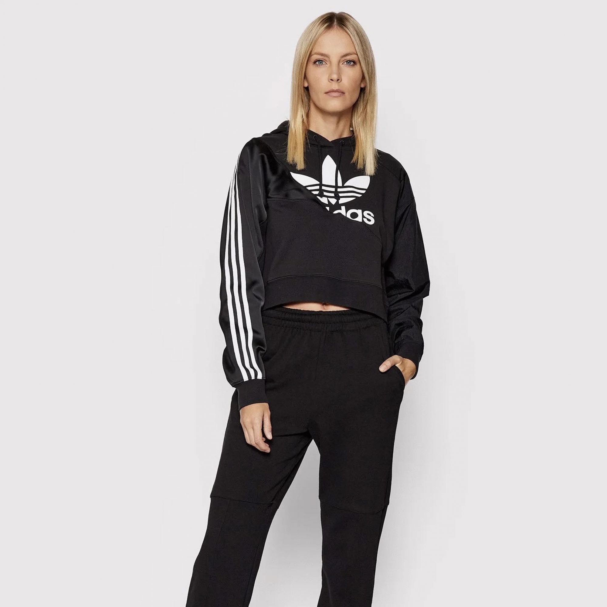 Φωτογραφία προϊόντος: ADIDAS ORIGINALS Adicolor Split Trefoil Hoodie (HC7050)