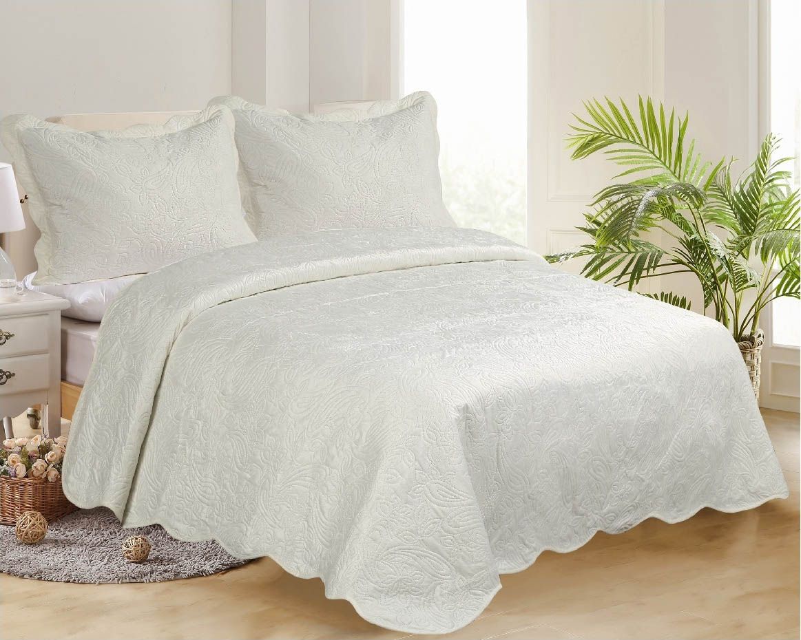Φωτογραφία προϊόντος: Silk Fashion Κουβερλί Υπέρδιπλο Βελούδινο Σετ 220x240 Supersoft Cream
