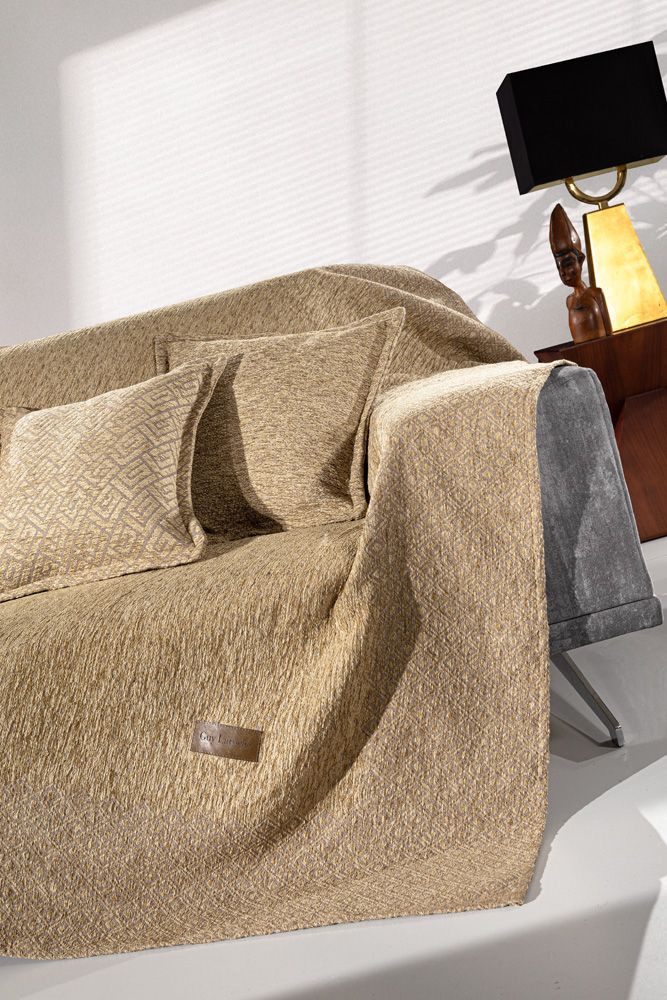 Φωτογραφία προϊόντος: Guy Laroche Libra Chenille Camel Ριχτάρι Καναπέ