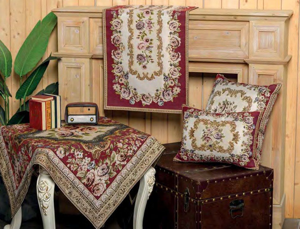 Φωτογραφία προϊόντος: LIOLIOS HOME Καρέ Στόφα Jacquard 7009 Burgundy 100x100cm