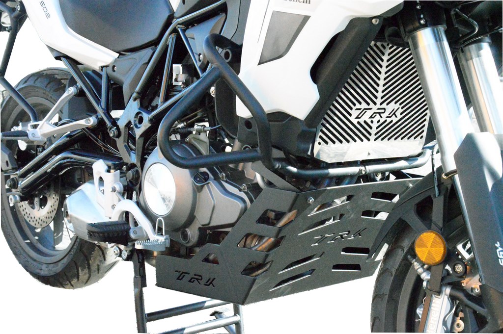 Φωτογραφία προϊόντος: COSMOACCESSORIES ΠΡΟΣΤΑΣΙΑ ΨΥΓΕΙΟΥ RADIATOR GUARD ΓΙΑ BENELLI TRK502 / TRK502X 700.0983 | COSMO ACCESSORIES