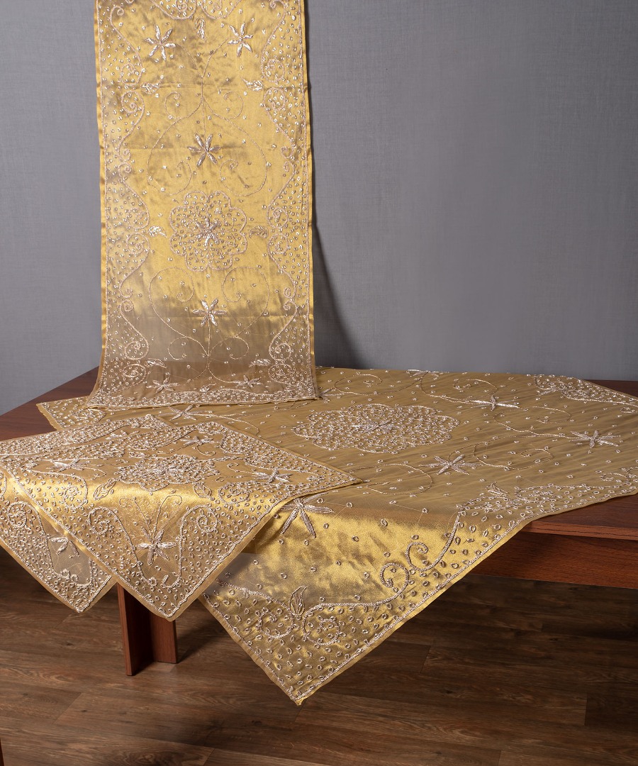 Φωτογραφία προϊόντος: Τραπεζοκαρέ 125x125cm Ερατώ Χρυσό SilkFashion