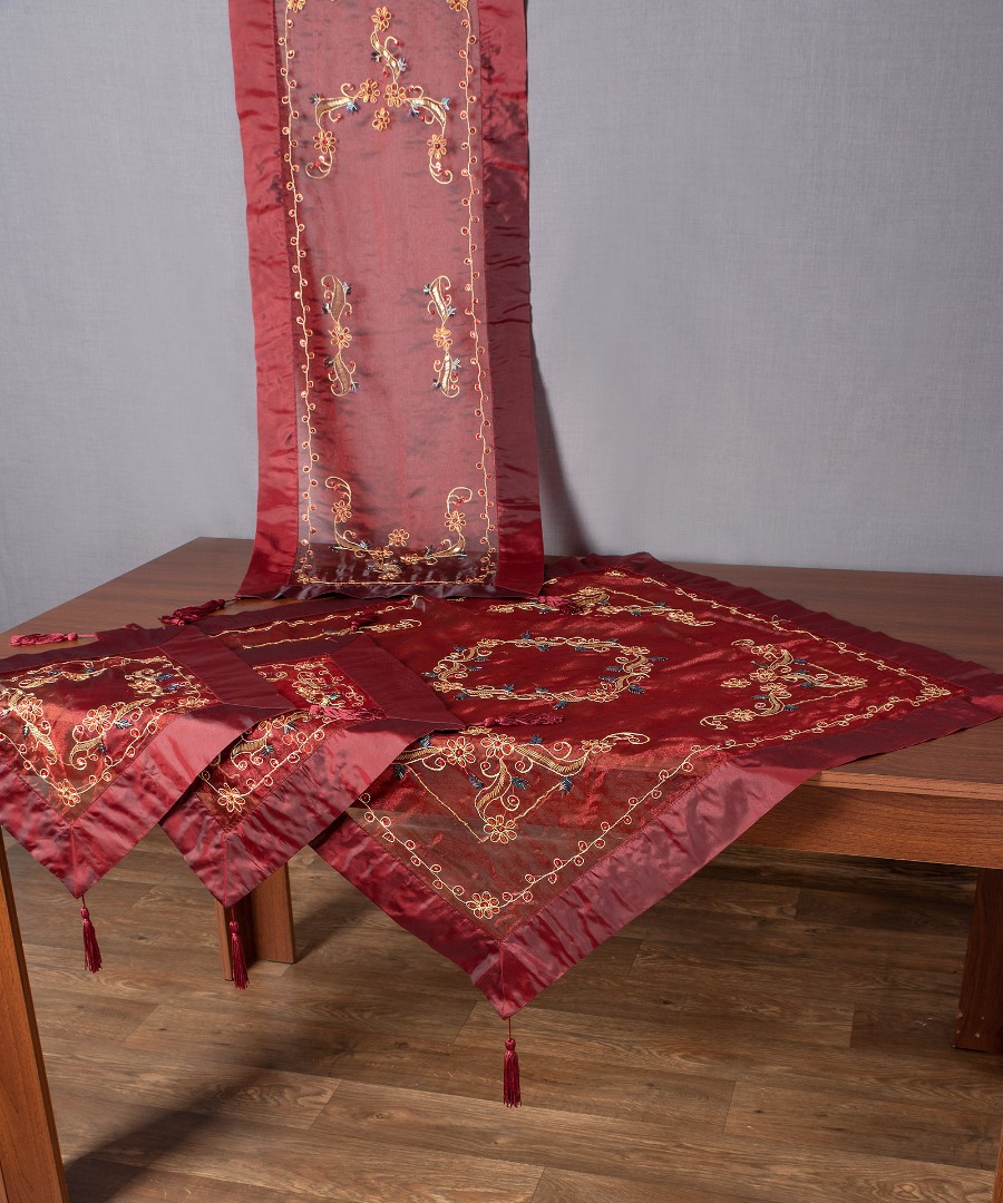 Φωτογραφία προϊόντος: Τραπεζοκαρέ (130cm x 130cm) SL-0639 Μπορντώ