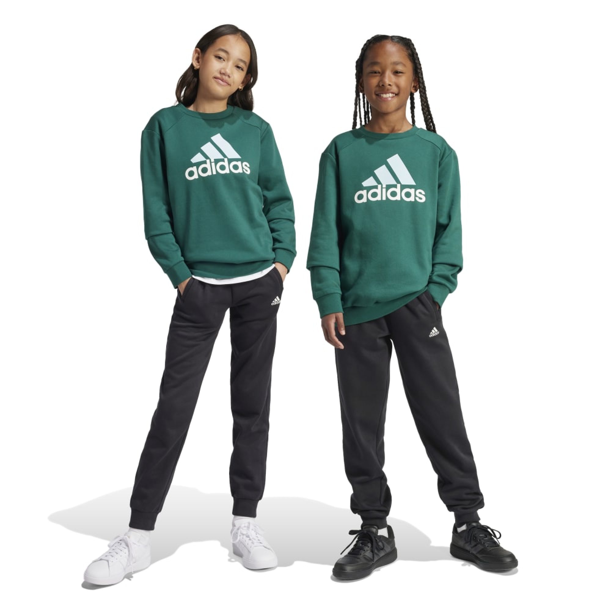Φωτογραφία προϊόντος: ADIDAS sportswear J Essentials Big Logo Fleece Tracksuit (IX9519)