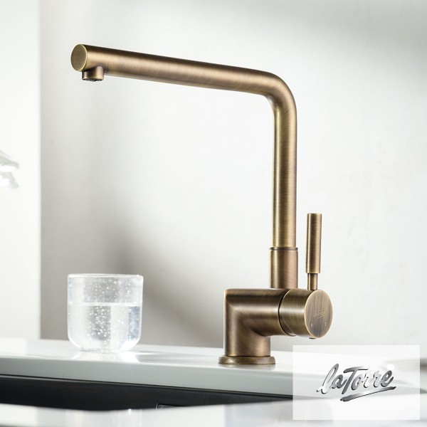 Φωτογραφία προϊόντος: La Torre Tech 12115-221 Μπαταρία Κουζίνας Antique Brass Με περιστρεφόμενο / ανακλινόμενο ρουξούνι.