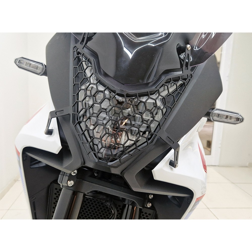Φωτογραφία προϊόντος: COSMOACCESSORIES ΠΡΟΣΤΑΣΙΑ ΦΑΝΑΡΙΟΥ ΓΙΑ HONDA TRANSALP 750 '23-'24 300.2444 | COSMO ACCESSORIES
