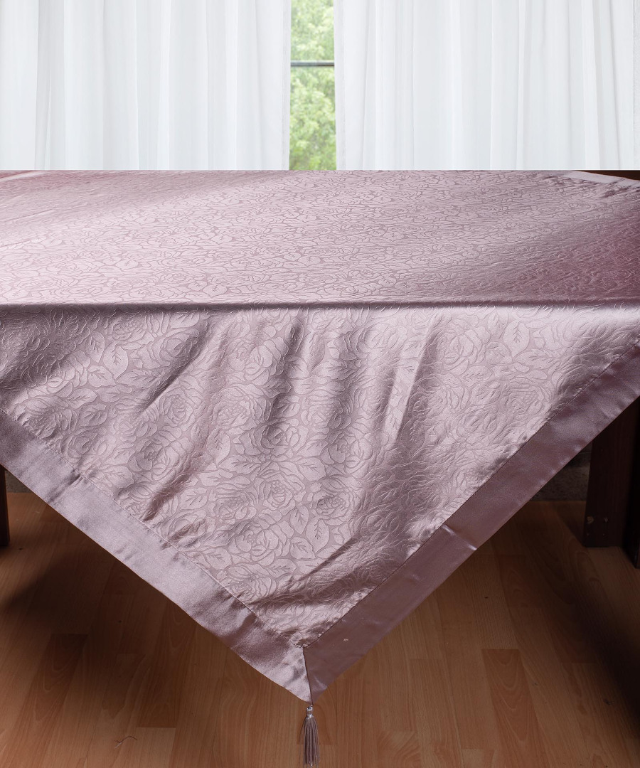 Φωτογραφία προϊόντος: SilkFashion Σατέν τραπεζομάντηλο 2009 λουλούδι (160cm x 220cm) μώβ