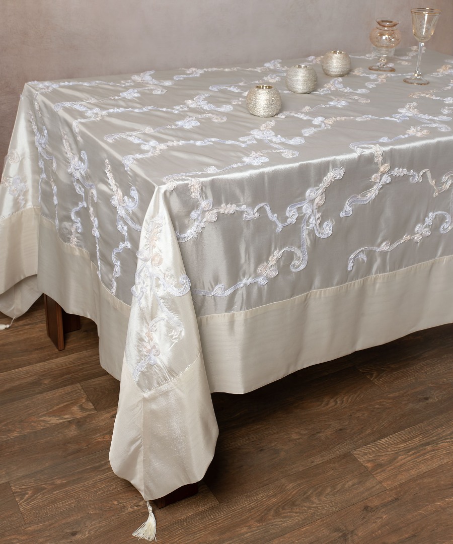 Φωτογραφία προϊόντος: SilkFashion Σατέν Τραπεζομάντηλο ( 180cm x 220cm ) 6271 Ivory