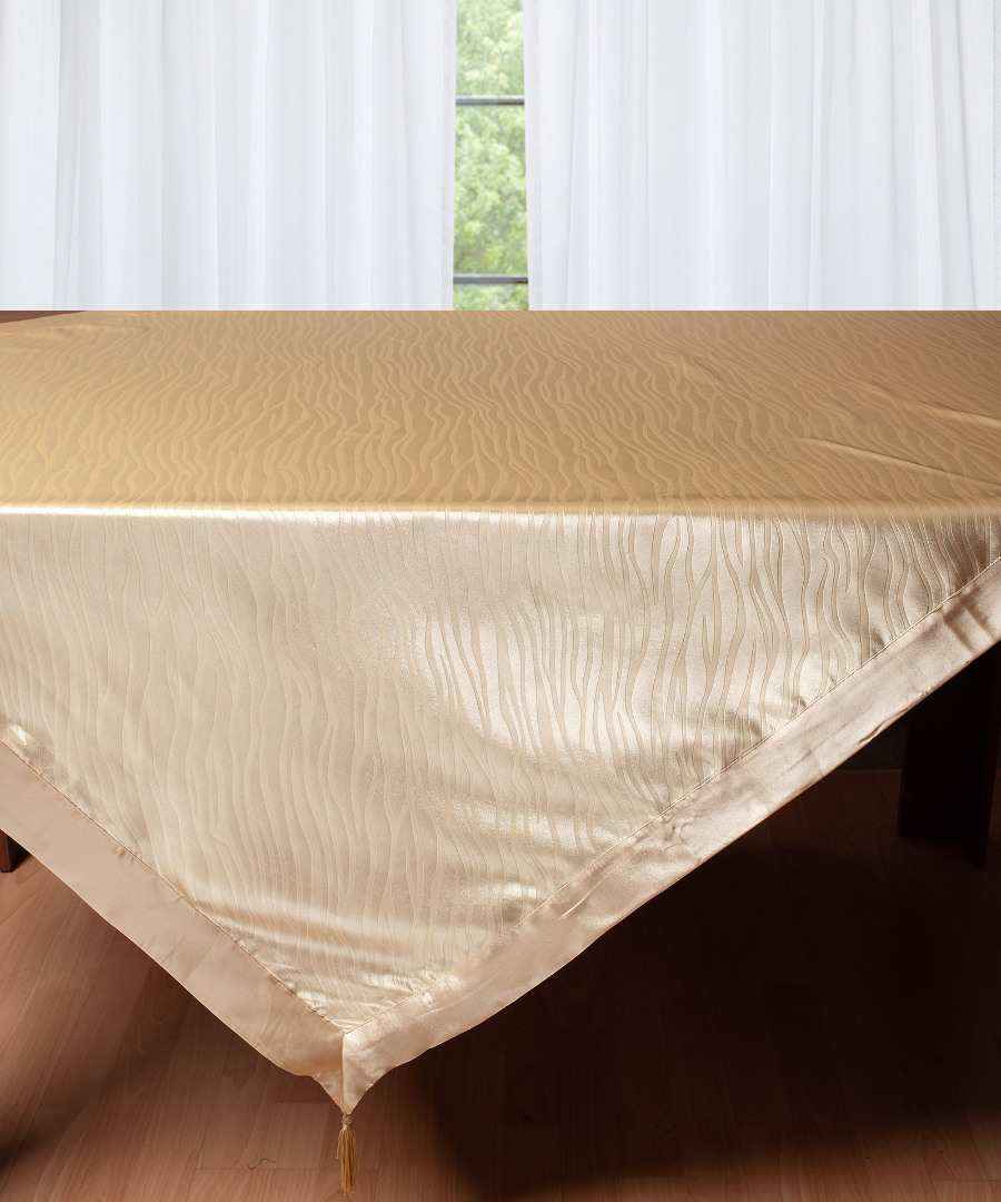 Φωτογραφία προϊόντος: SilkFashion Σατέν τραπεζοκαρέ 2009 (130cm x 130cm) χρυσό