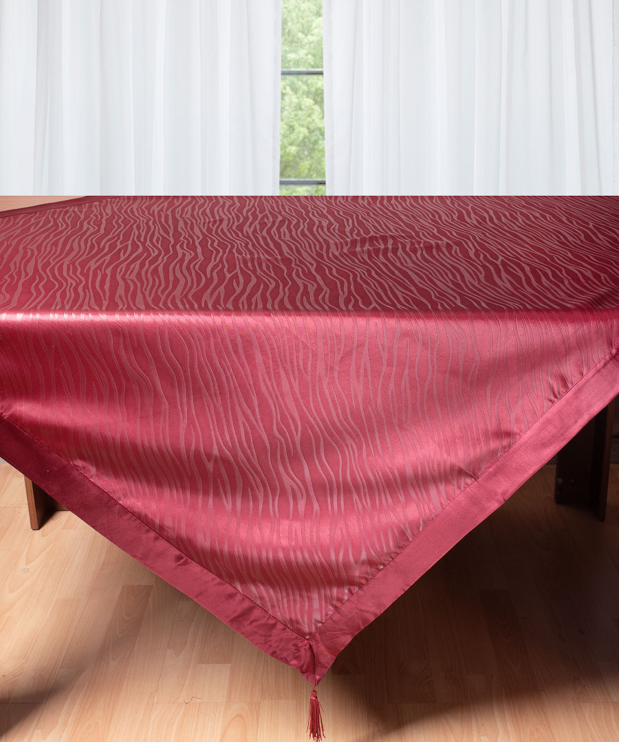 Φωτογραφία προϊόντος: SilkFashion Σατέν καρέ 2009 (80cm x 80cm) μπορντώ