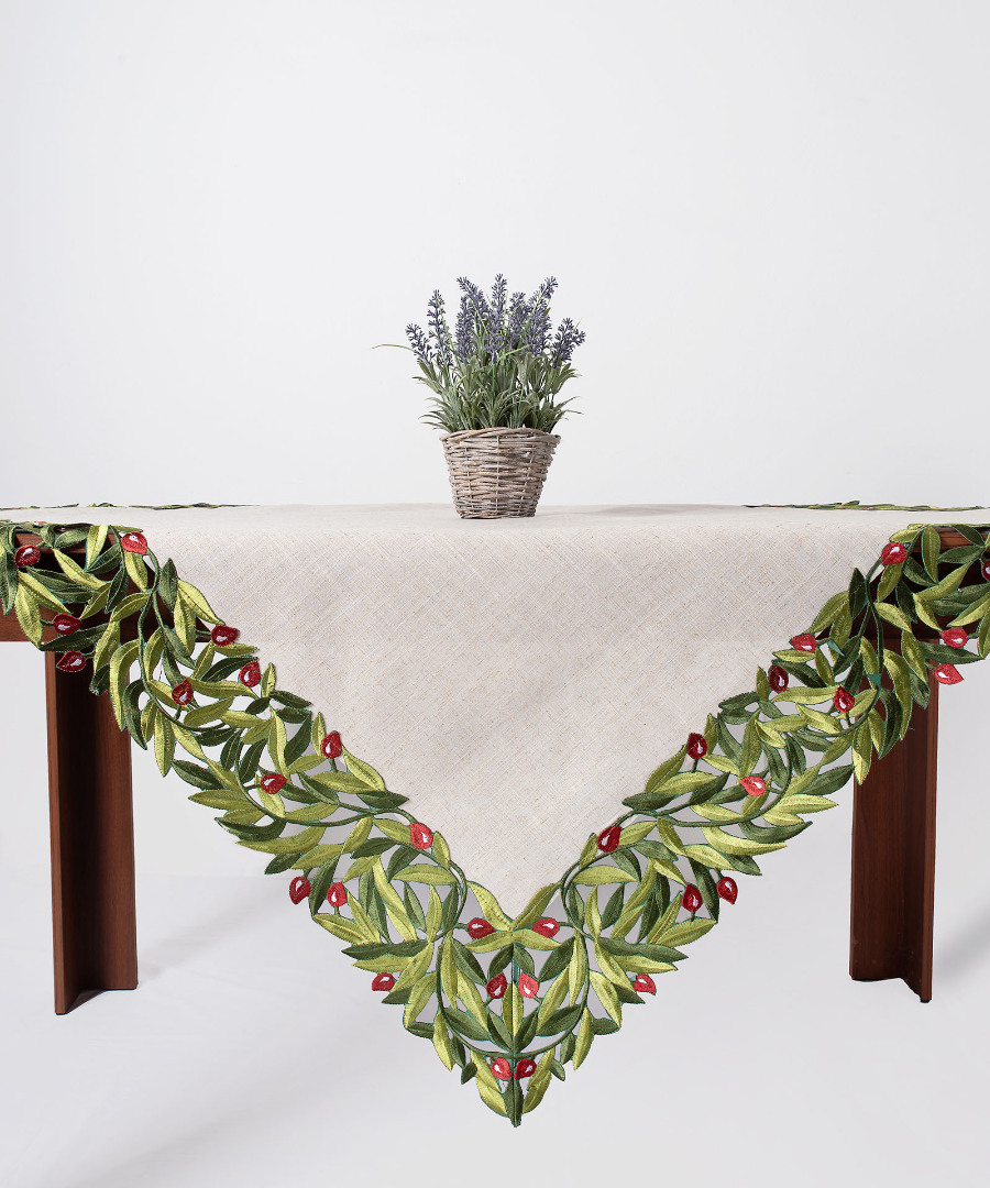Φωτογραφία προϊόντος: SilkFashion Τραπεζοκαρέ 2353 (135cm x 135cm) κόκκινη ελιά