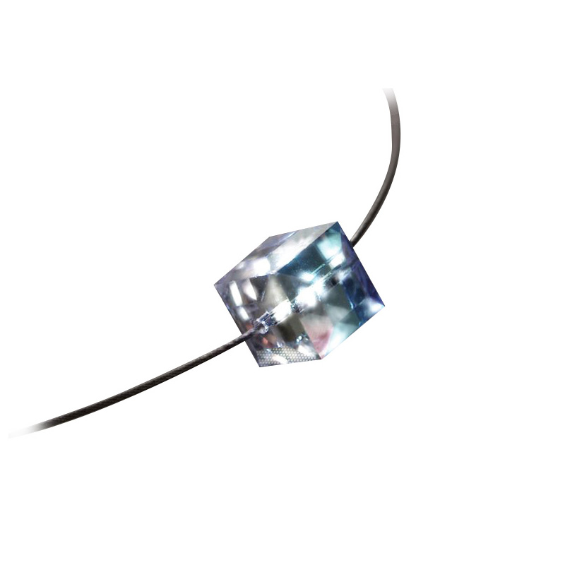 Φωτογραφία προϊόντος: Κολιέ Swarovski κύβος λευκό
