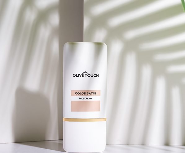 Φωτογραφία προϊόντος: OLIVE TOUCH Αντηλιακή Κρέμα Προσώπου spf 30 με Χρώμα 50ml
