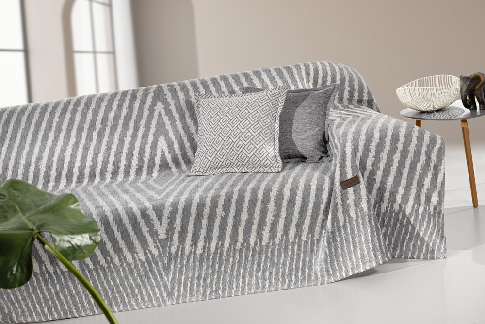 Φωτογραφία προϊόντος: Guy Laroche Ριχτάρι Norton Grey πολυθρόνας με δύο όψεις τελειώματος 180Χ150