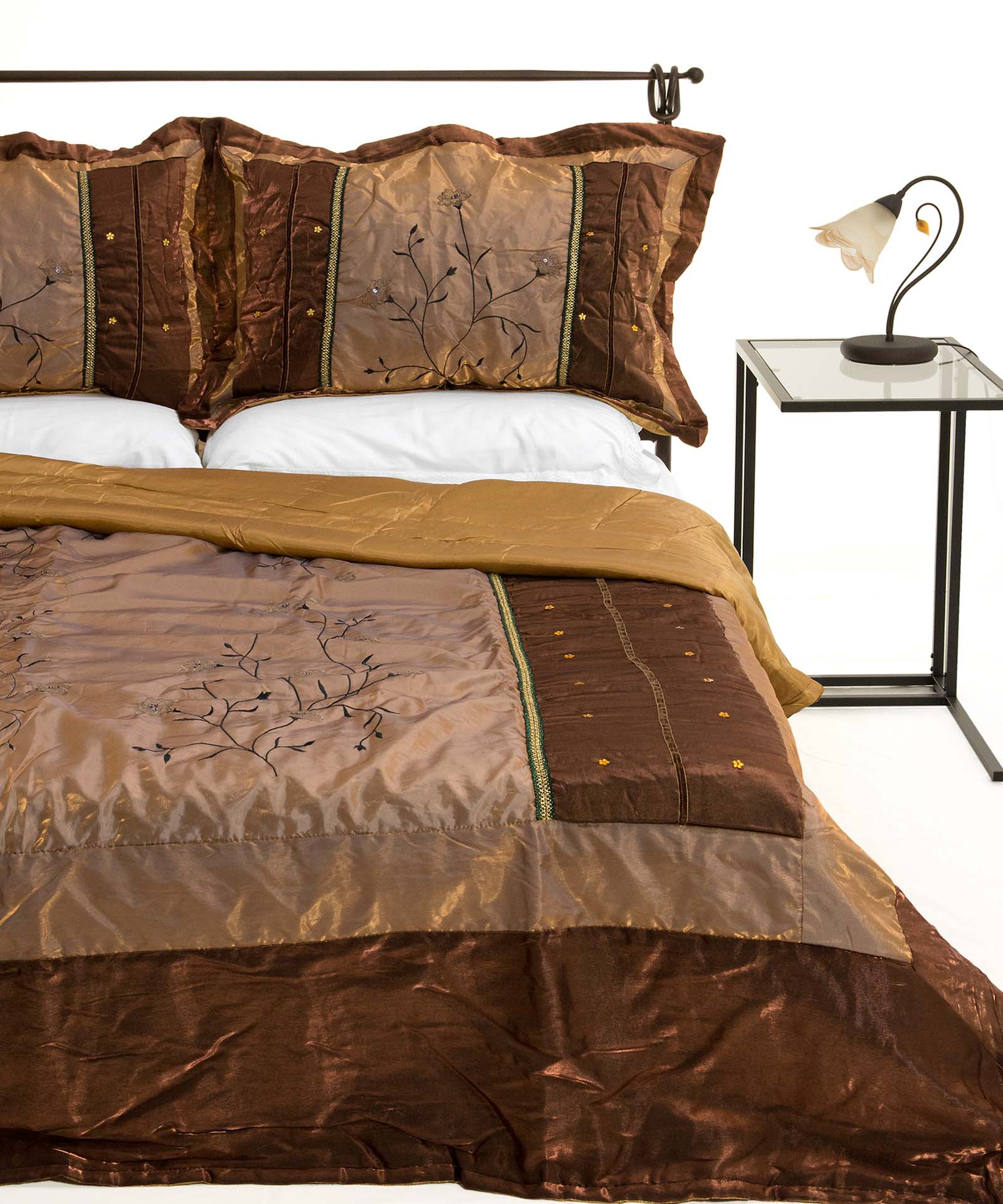 Φωτογραφία προϊόντος: SilkFashion ΚΟΥΒΕΡΛΙ σετ (160cm x 220cm + 1 x 50cm x 70cm) 10507 καφέ