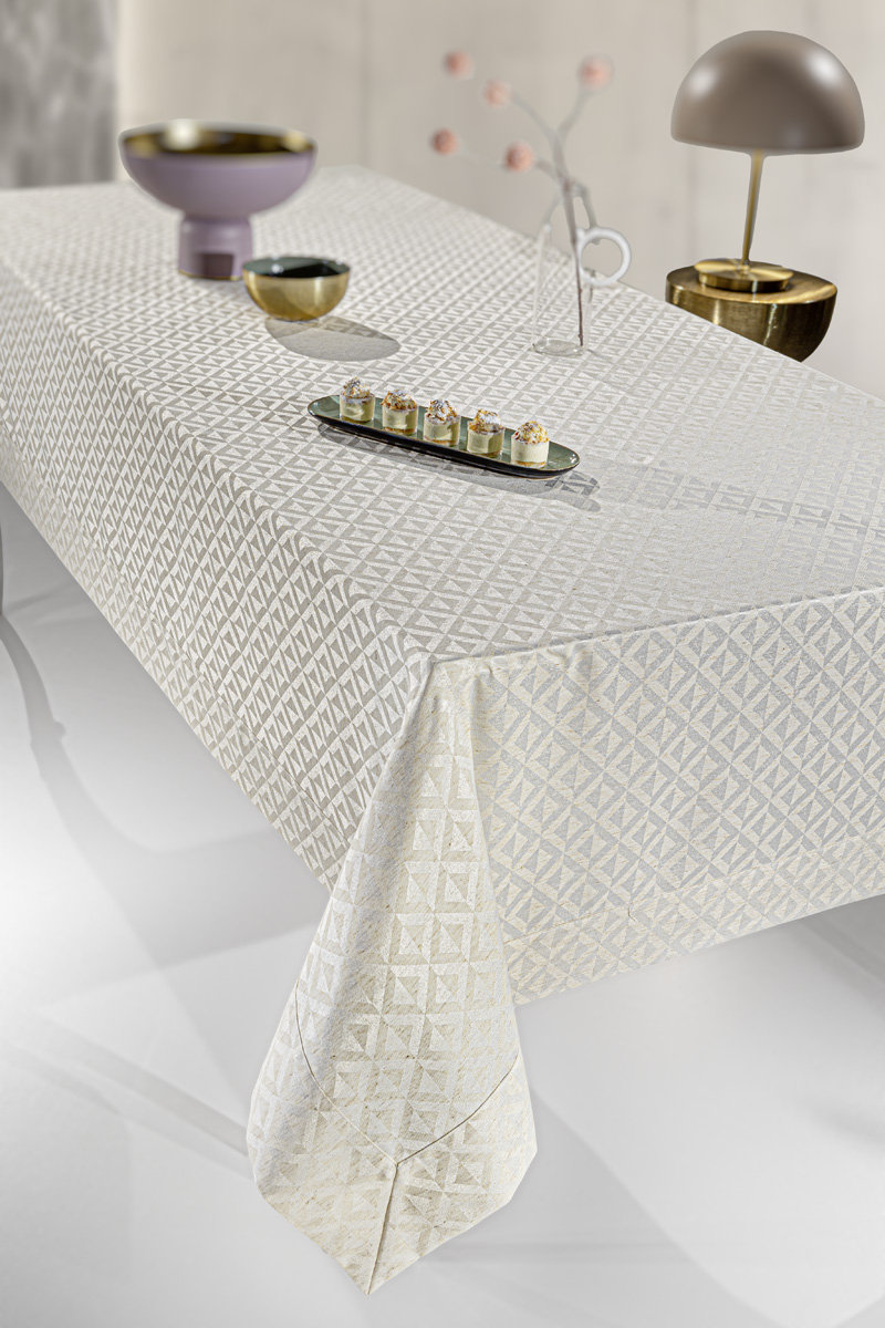Φωτογραφία προϊόντος: Guy Laroche Τραπεζομάντηλο Horizon Linen
