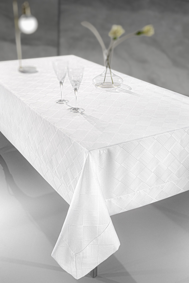 Φωτογραφία προϊόντος: Guy Laroche Τραπεζομάντηλο Attitude White