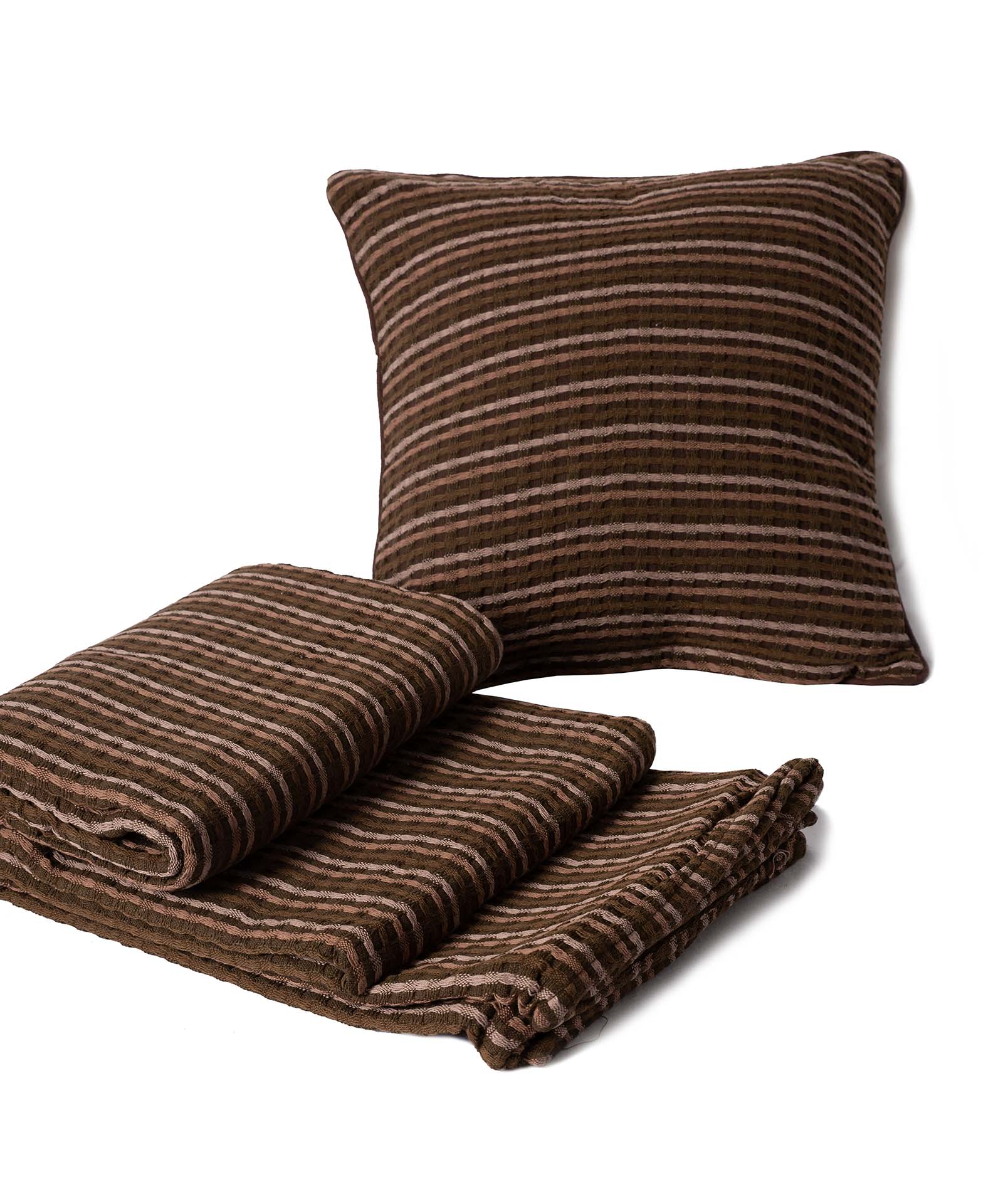 Φωτογραφία προϊόντος: SilkFashion ΜΑΞΙΛΑΡΟΘΗΚΗ multisquare (45cm x 45cm) καφέ
