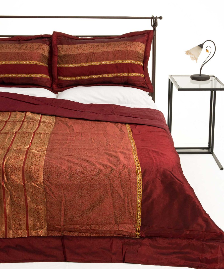 Φωτογραφία προϊόντος: SilkFashion ΚΟΥΒΕΡΛΙ σετ (220cm x 240cm + 2 x 50cm x 70cm) TAJ MAHAL μπορντώ