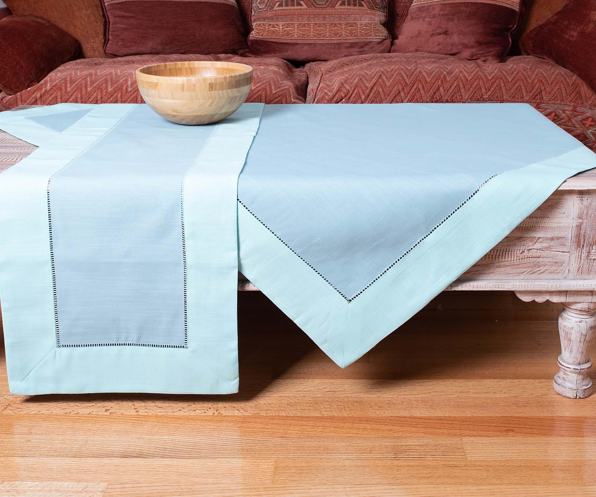 Φωτογραφία προϊόντος: SilkFashion τραπεζοκαρέ (140cm x 140cm) bg17 τυρκουάζ/σιέλ