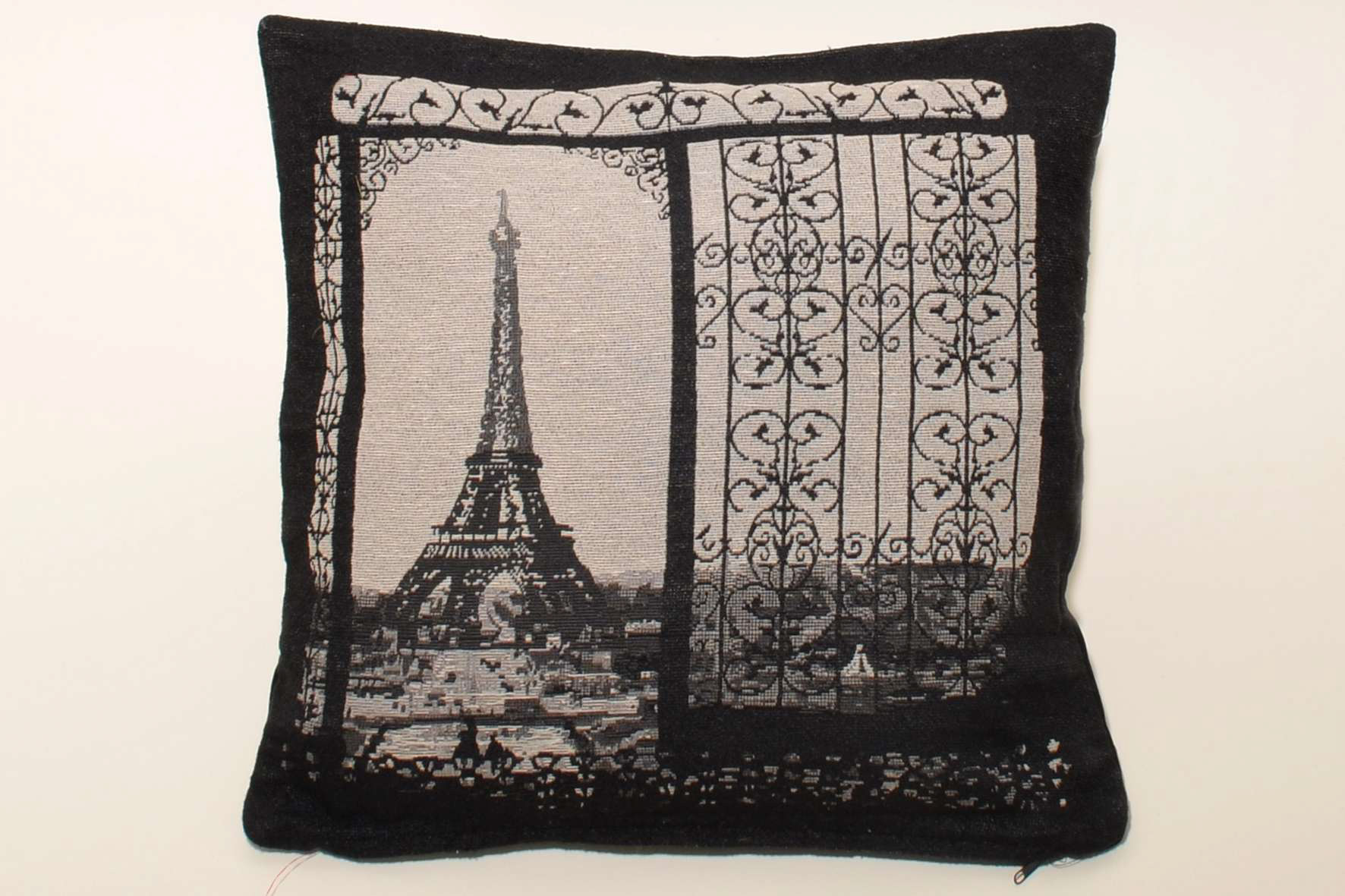 Φωτογραφία προϊόντος: SilkFashion ΜΑΞΙΛΑΡΟΘΗΚΗ (45cm x 45cm) EIFFEL TOWER