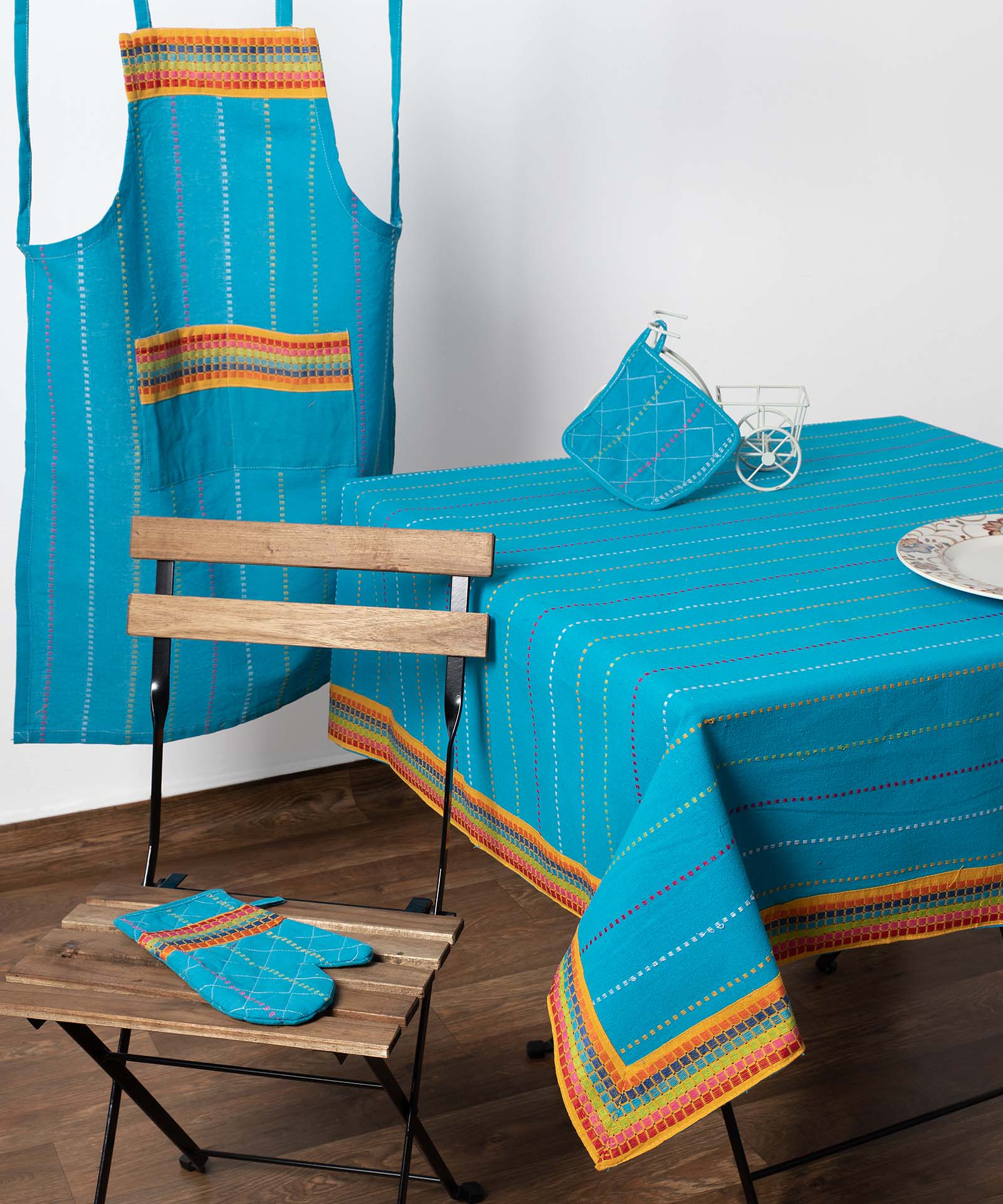 Φωτογραφία προϊόντος: SilkFashion τραπεζομάντηλα (140cm x 240cm) moda ριγέ σιέλ