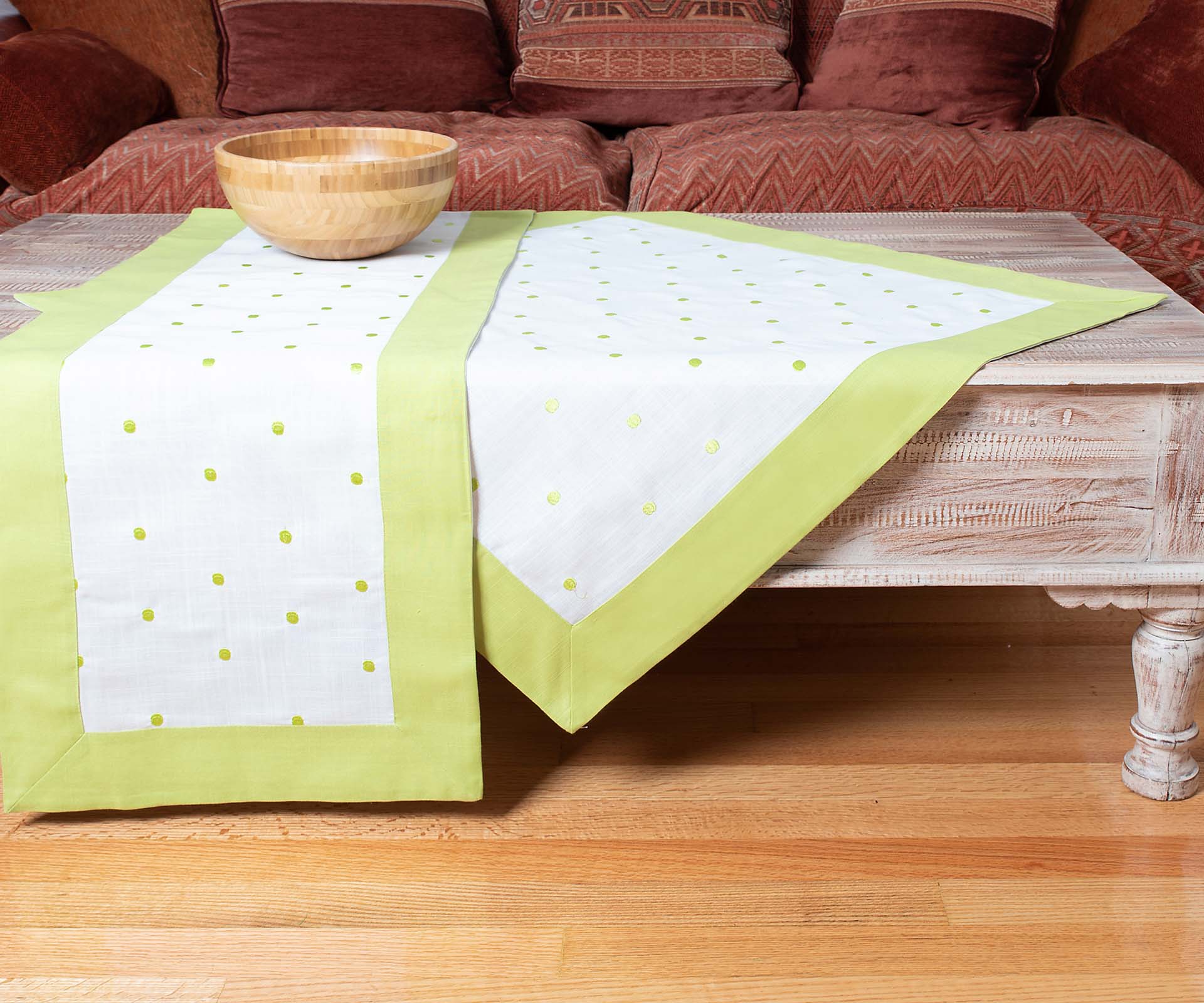 Φωτογραφία προϊόντος: SilkFashion τραπεζομάντηλα (140cm x 180cm) spot λαχανί