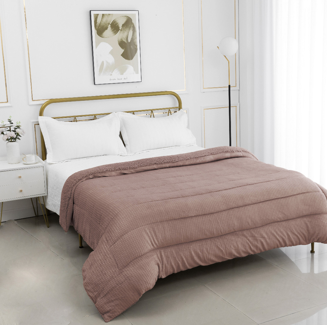 Φωτογραφία προϊόντος: SilkFashion Κουβερτοπάπλωμα damask (170cm x 220cm) syklamen