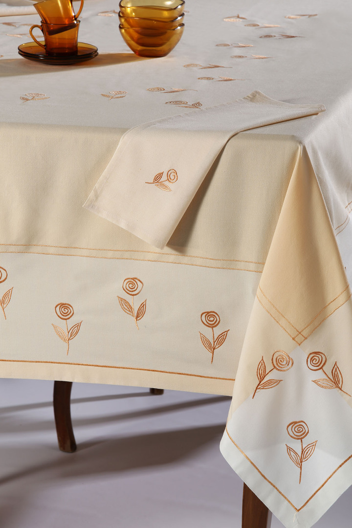 Φωτογραφία προϊόντος: SilkFashion Τραπεζομάντηλο 623 (140cm x 180cm) κίτρινο