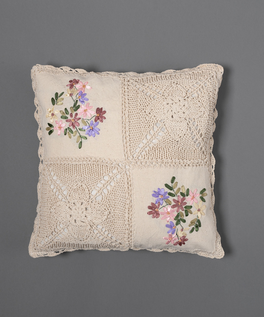 Φωτογραφία προϊόντος: SilkFashion ΜΑΞΙΛΑΡΟΘΗΚΗ (40cm x 40cm) πλεκτό κορδέλα 1