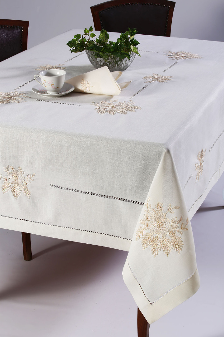 Φωτογραφία προϊόντος: SilkFashion τραπεζομάντηλα (160cm x 250cm) 4006 ivory