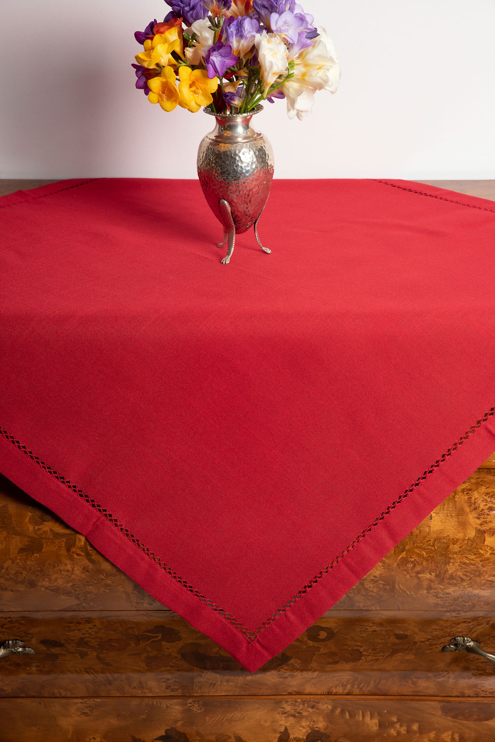 Φωτογραφία προϊόντος: SilkFashion Καρέ (90cm x 90cm) 3096 κόκκινο