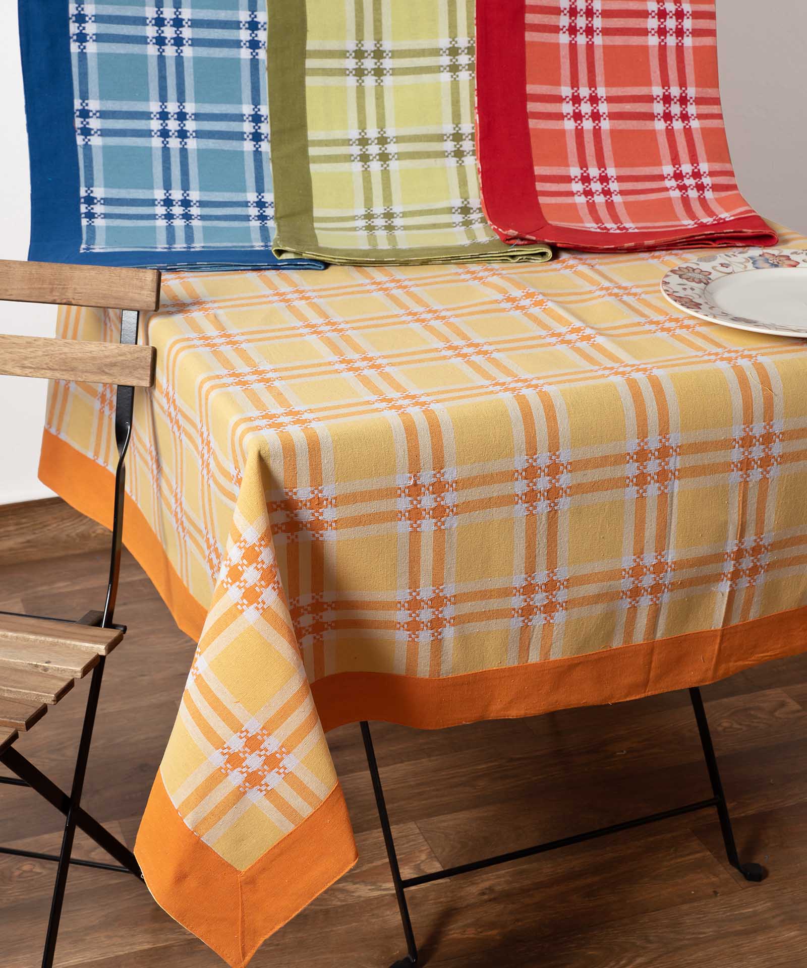 Φωτογραφία προϊόντος: SilkFashion τραπεζοκαρέ (140cm x 140cm) moda λευκό καρό πράσινο