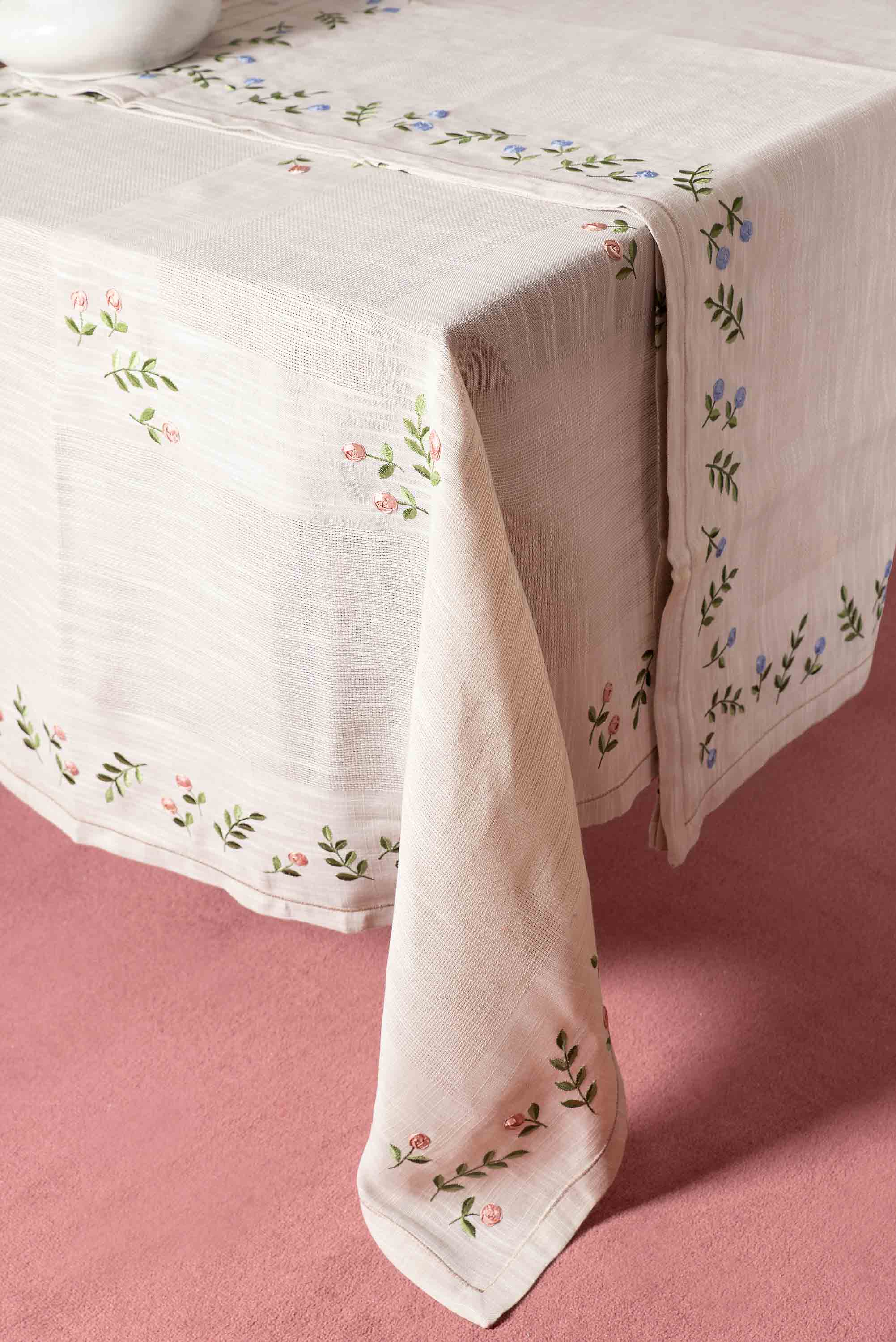 Φωτογραφία προϊόντος: SilkFashion τραπεζομάντηλα (140cm x 180cm) 866 άμμου/ροζ