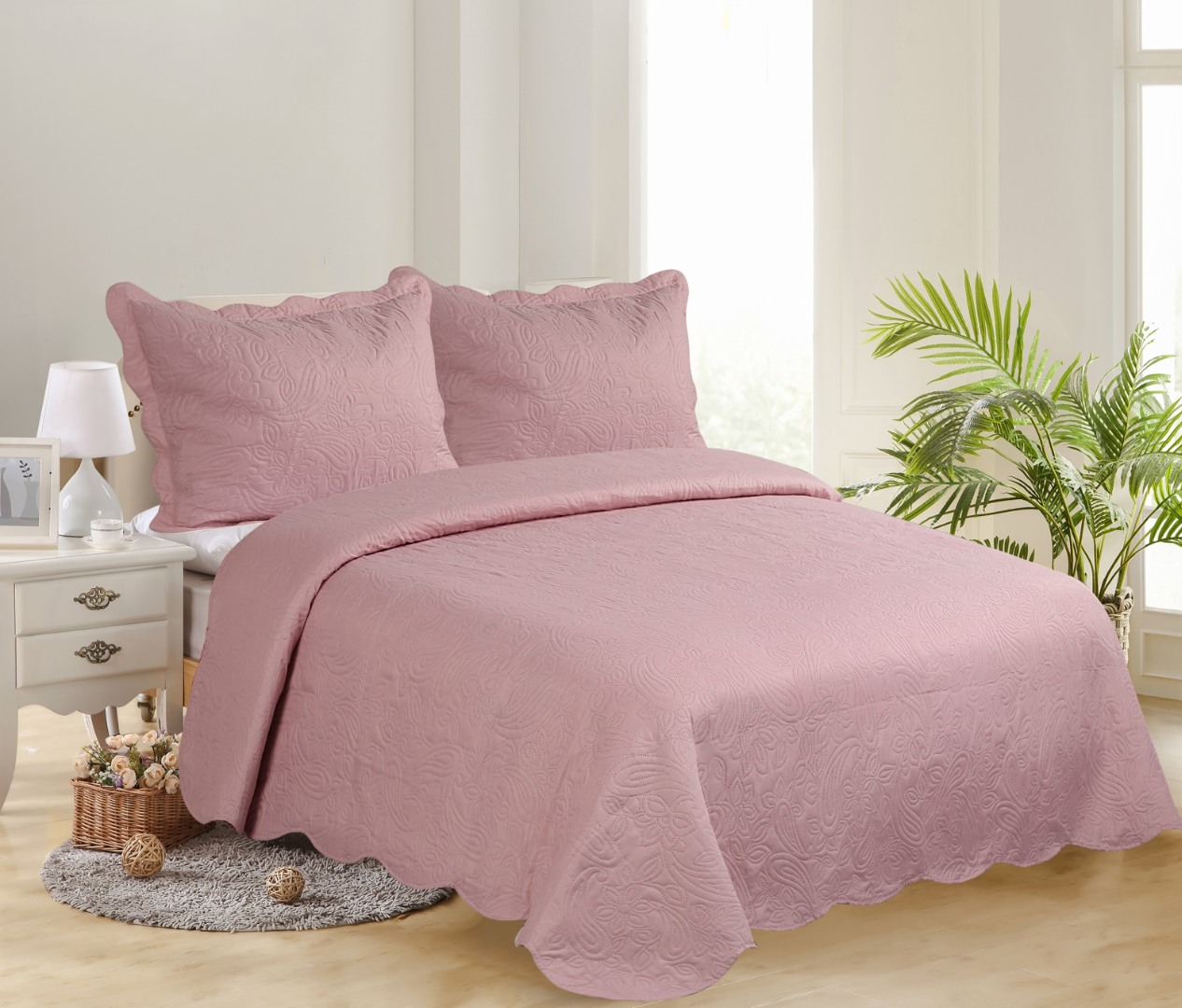 Φωτογραφία προϊόντος: SilkFashion ΥΠΕΡΔΙΠΛΟ ΚΟΥΒΕΡΛΙ (220cm x 240cm + 2 x 50cm x 70cm )SOLID AMETHYST/CREAM
