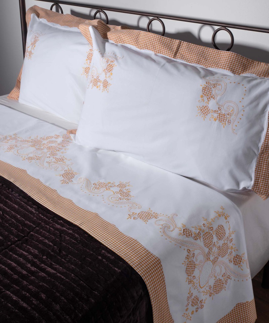 Φωτογραφία προϊόντος: SilkFashion ΧΕΙΡΟΠΟΙΗΤΟ ΣΕΝΤΟΝΙ 644-1 ΤΡΙΩΝ ΤΕΜΑΧΙΩΝ (225CM X 270CM) ΚΑΦΕ