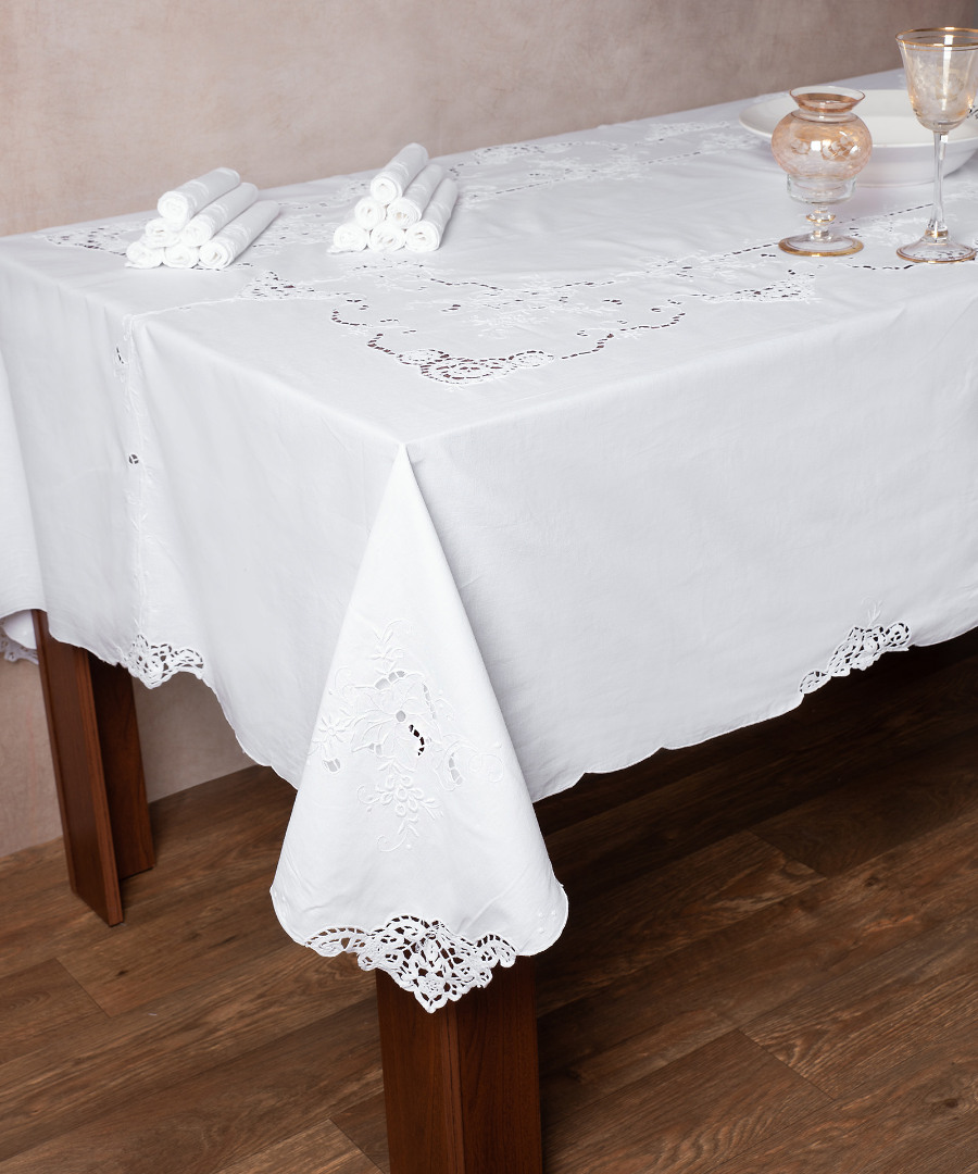 Φωτογραφία προϊόντος: SilkFashion Χειροποίητο τραπεζομάντηλο 800a (160cm x 300cm) λευκό