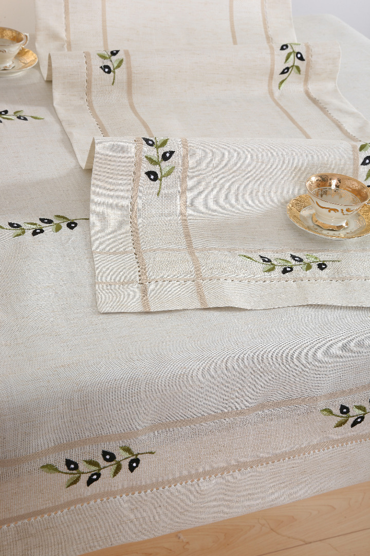 Φωτογραφία προϊόντος: SilkFashion Τραπεζομάντηλα 2056 (160cm x 250cm)