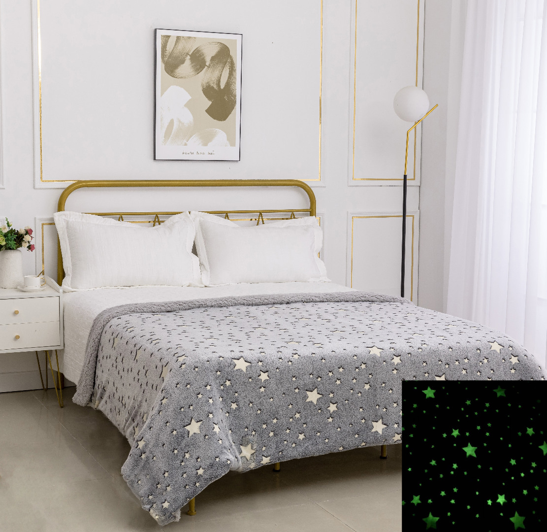 Φωτογραφία προϊόντος: SilkFashion Παιδική φωσφοριζέ κουβέρτα με sherpa star (170cm x 220cm) γκρί