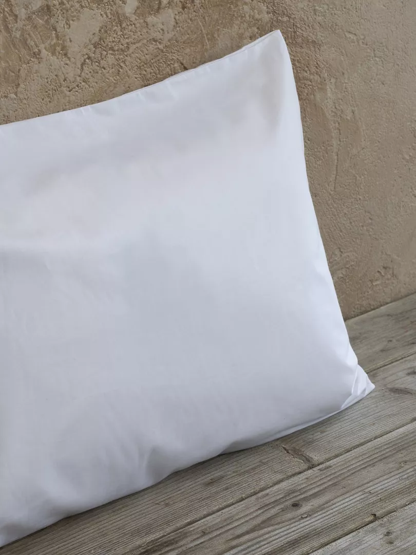 Φωτογραφία προϊόντος: Nima Home Μαξιλαροθήκη Polycotton Percale, 250 T.C. Λευκό Μαξιλαροθήκη 52x73 με oxford 3 πλευρών