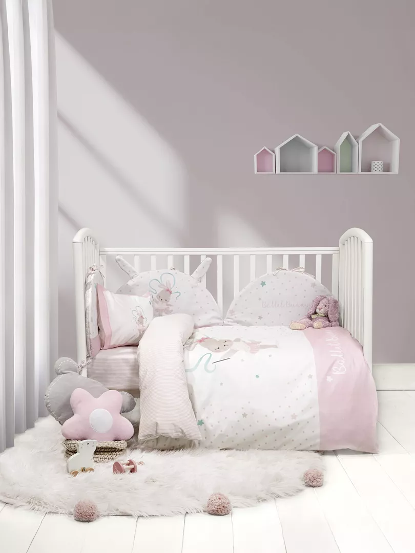Φωτογραφία προϊόντος: Nima Home Σετ Παπλωματοθήκη Ballet Bunny Λευκό, Ροζ Κούνιας (1 x 110x145 + 1 Μαξιλαροθήκη 30x40)