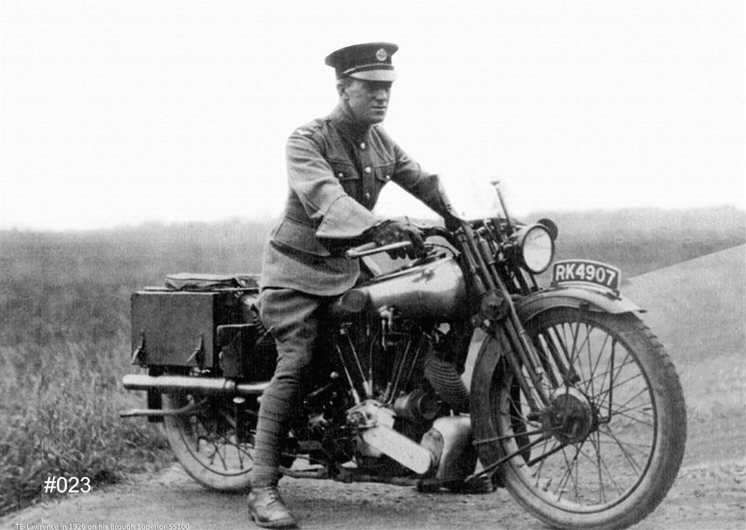 Φωτογραφία προϊόντος: ΚΑΜΒΑΣ 1926 TE-LAWRENCE ON HIS BROUGH SUPERIOR SS1000 #023 |CANVAS