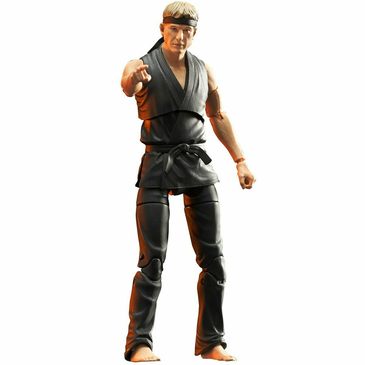 Φωτογραφία προϊόντος: Φιγούρα Johnny Lawrence (Cobra Kai) – Diamond Select DM219412