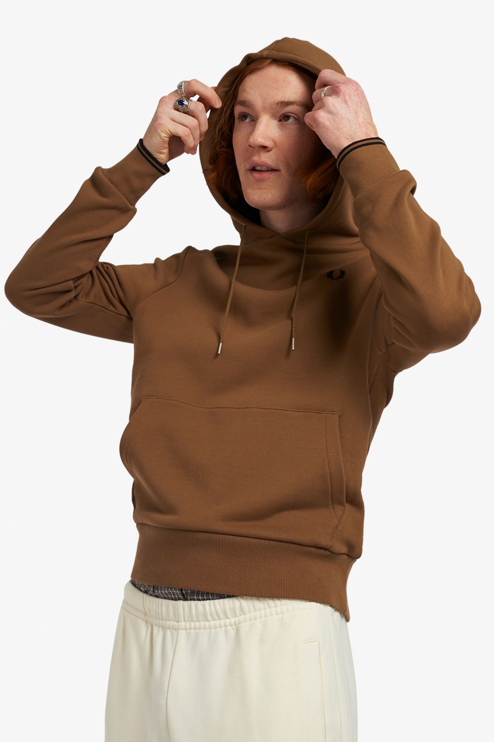 Φωτογραφία προϊόντος: Fred Perry Ανδρικό Φούτερ Με Κουκούλα Tipped Hooded Sweatshirt M2643-P96 Καφέ