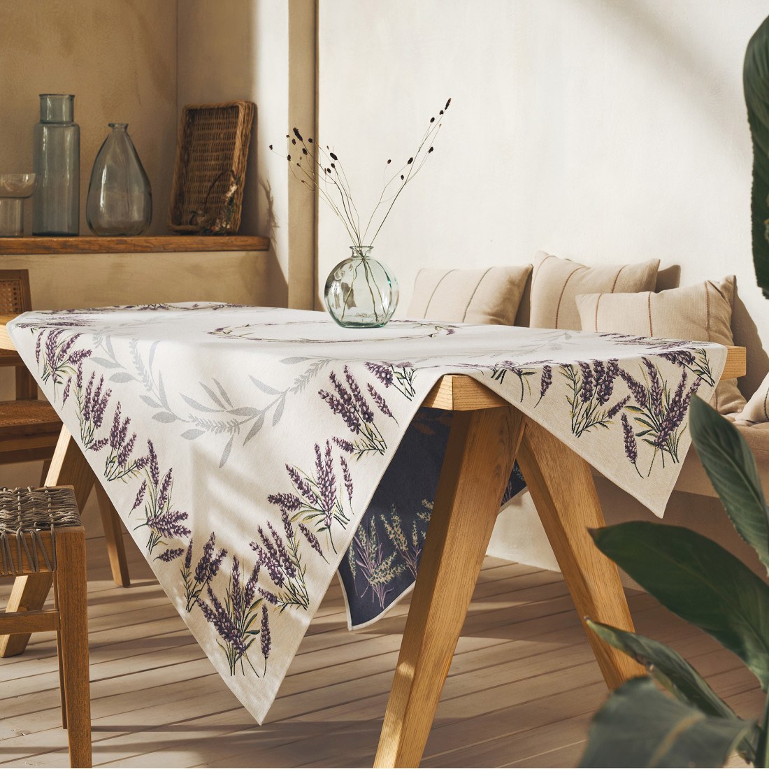 Φωτογραφία προϊόντος: Τραπεζομάντηλο Gofis Home Lavender 283 135x180